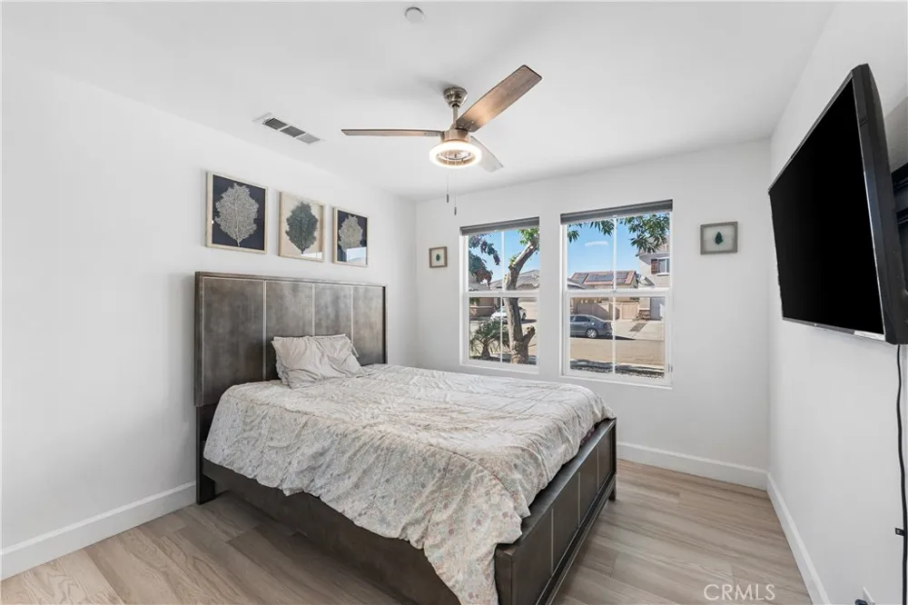 3550 Topaz Lancaster, CA 93535