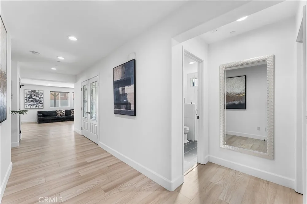 3550 Topaz Lancaster, CA 93535