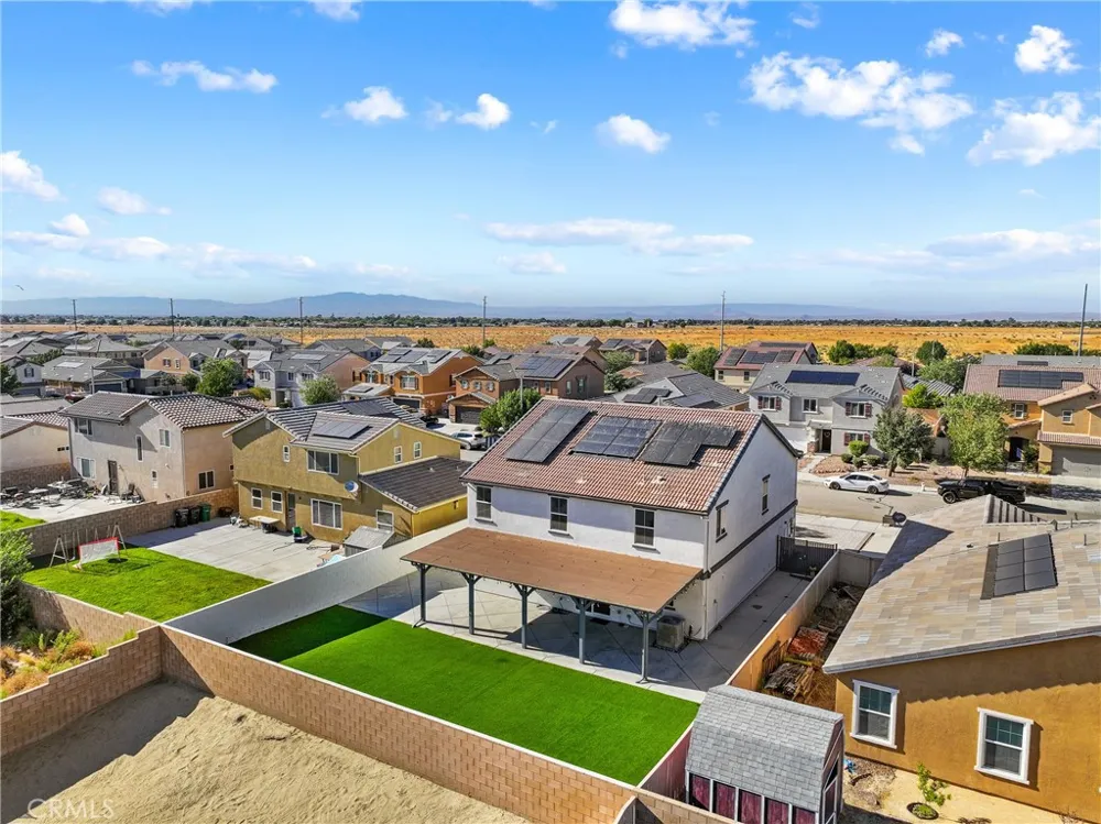 3550 Topaz Lancaster, CA 93535