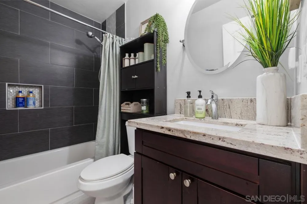 10331 Harbin Pl. Santee, CA 92071