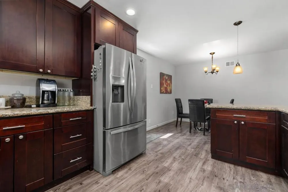10331 Harbin Pl. Santee, CA 92071