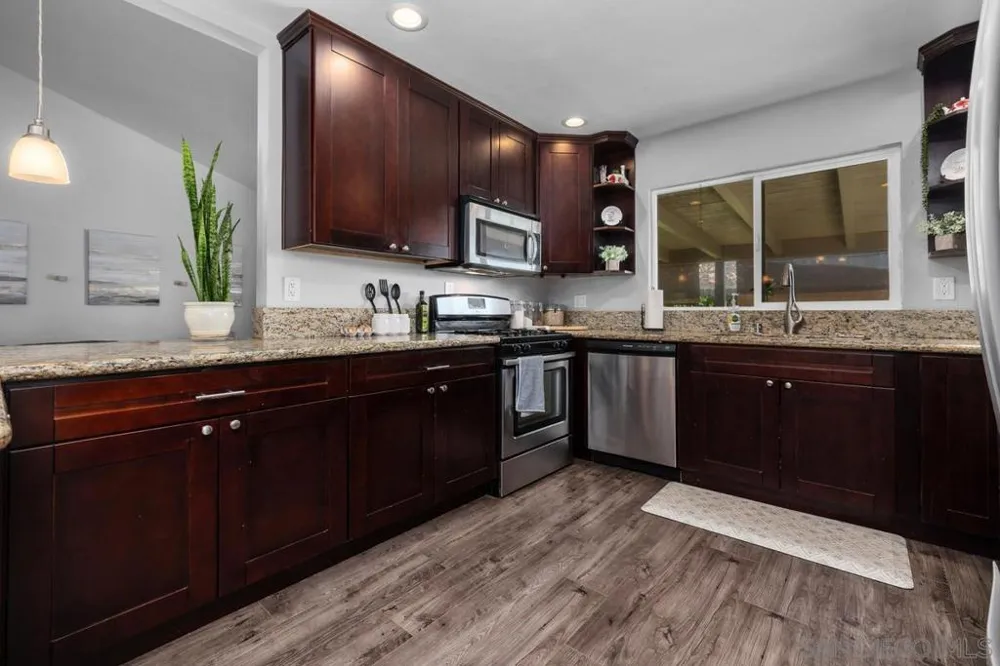 10331 Harbin Pl. Santee, CA 92071