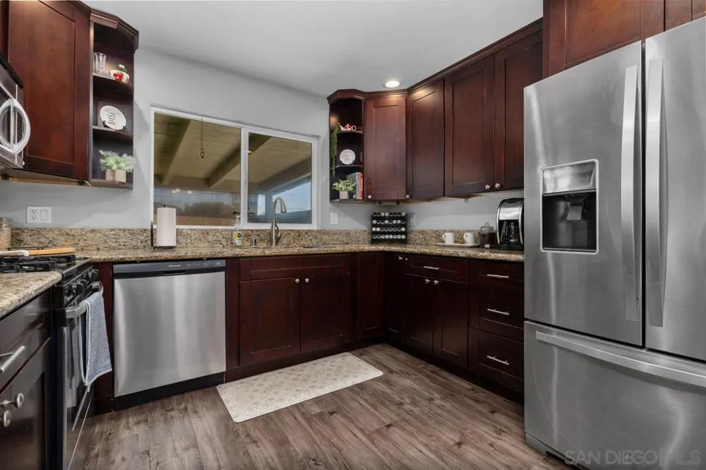 10331 Harbin Pl. Santee, CA 92071