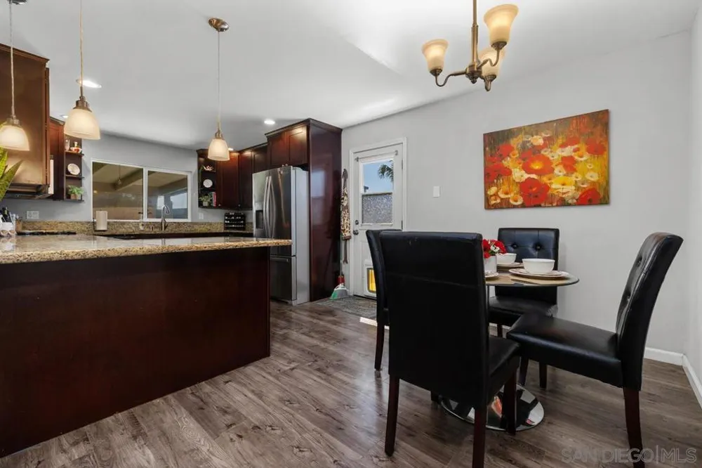 10331 Harbin Pl. Santee, CA 92071