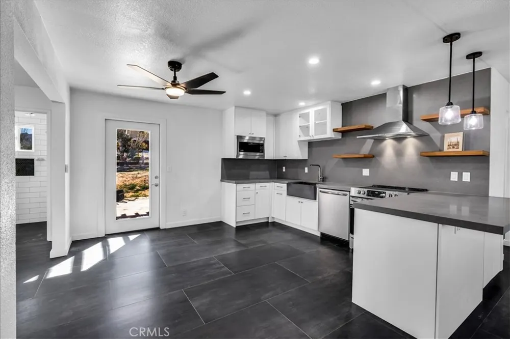 61381 Alta Mura Joshua Tree, CA 92252