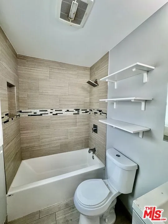 613 S Prairie Avenue #14 Inglewood, CA 90301