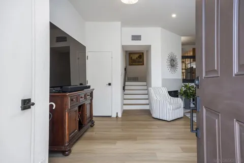 7426 Caminito Carloltta