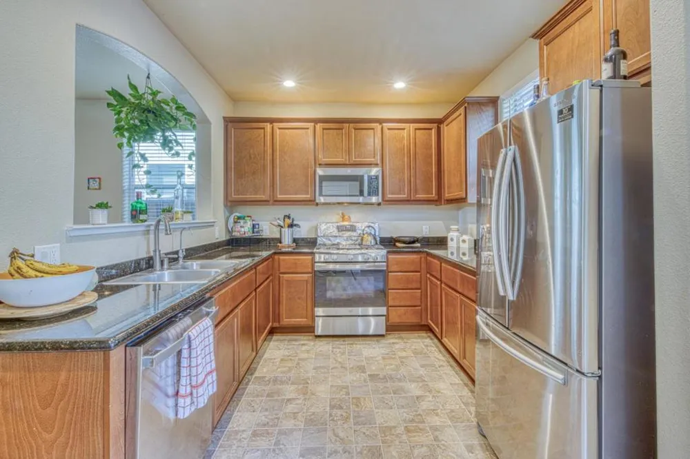 1264 Sycamore Street Greenfield, CA 93927