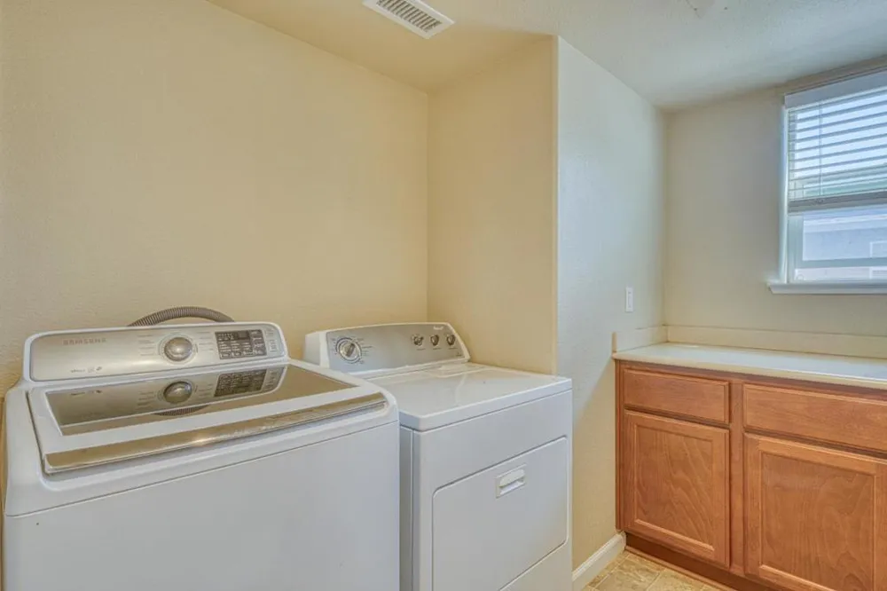 1264 Sycamore Street Greenfield, CA 93927