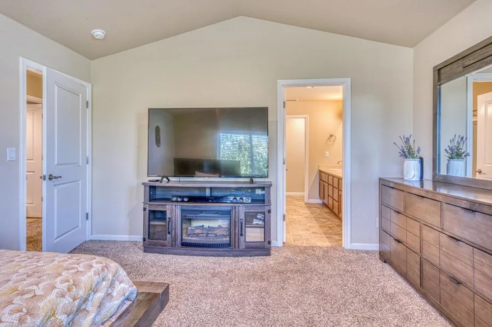1264 Sycamore Street Greenfield, CA 93927