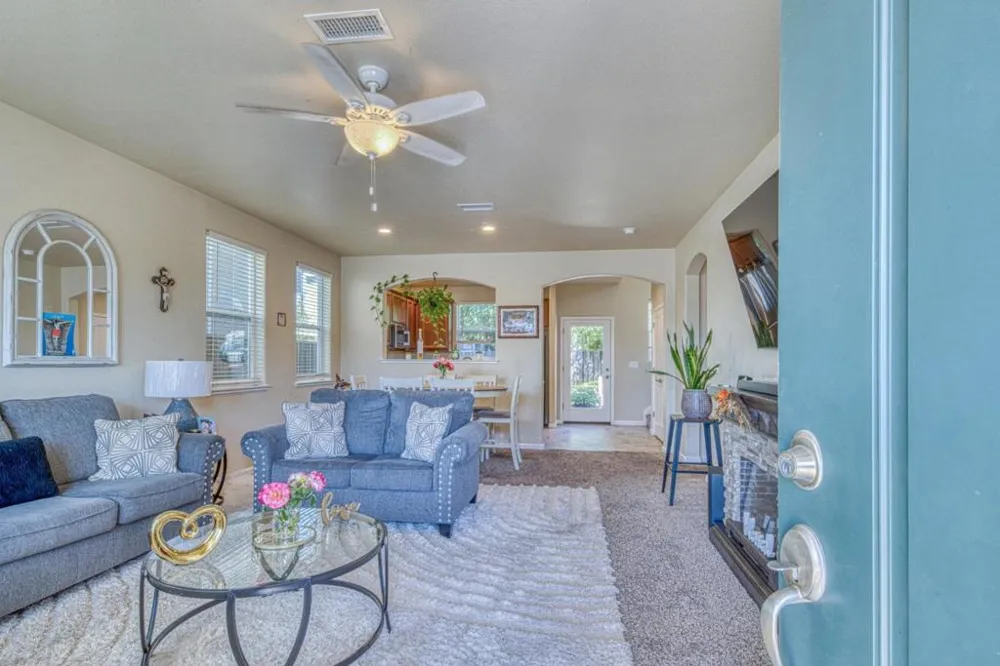 1264 Sycamore Street Greenfield, CA 93927
