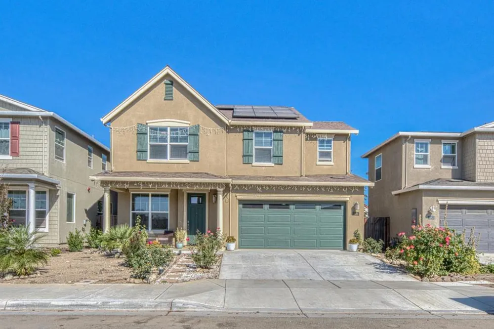 1264 Sycamore Street Greenfield, CA 93927