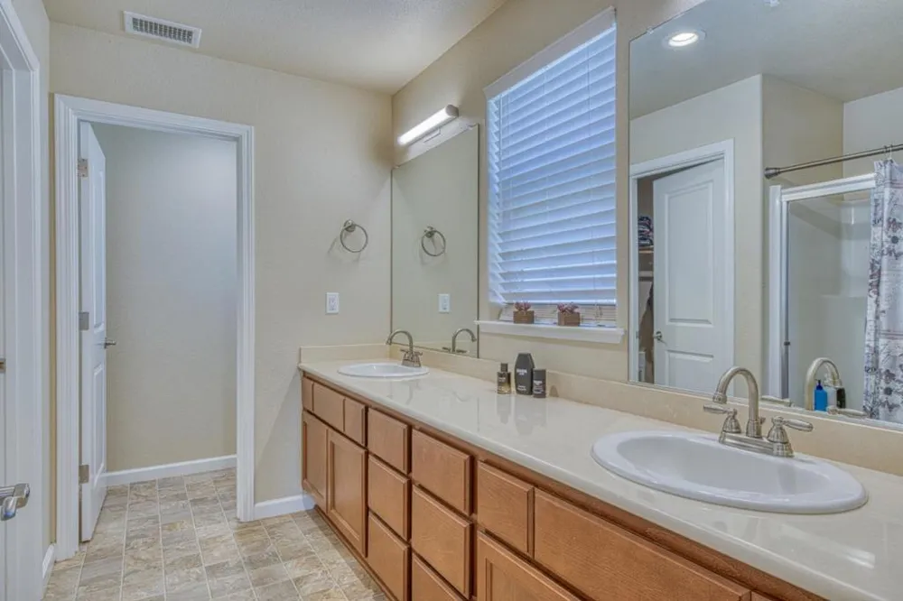 1264 Sycamore Street Greenfield, CA 93927
