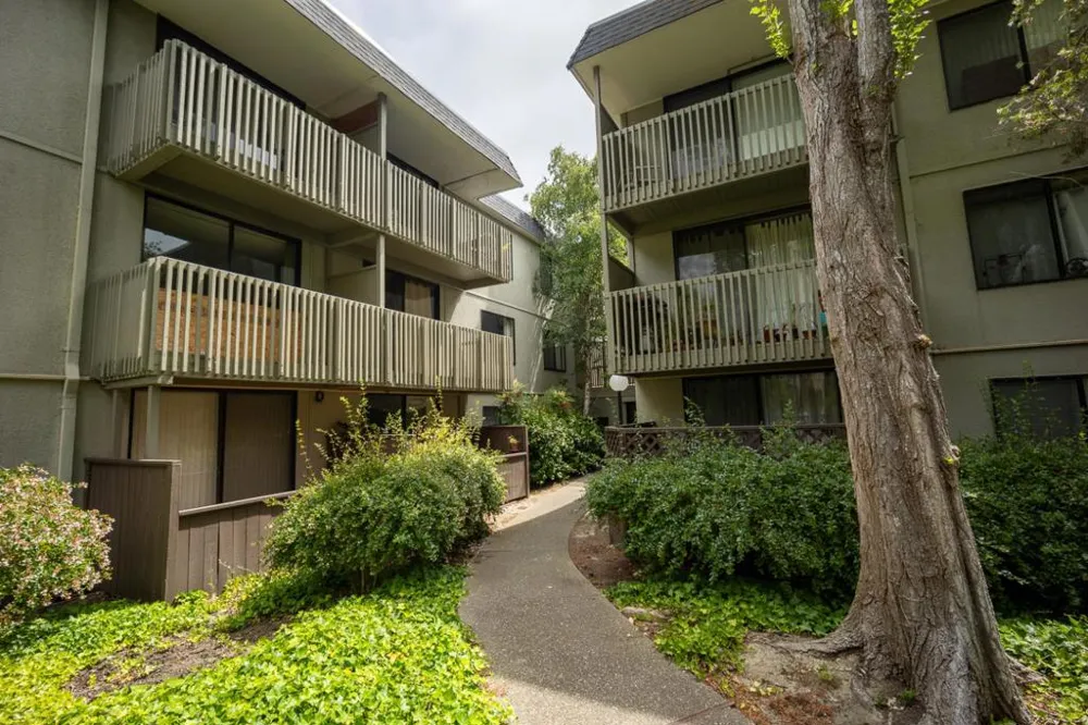 2150 Shelter Creek San Bruno, CA 94066