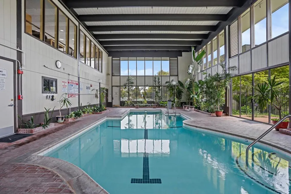 2150 Shelter Creek San Bruno, CA 94066
