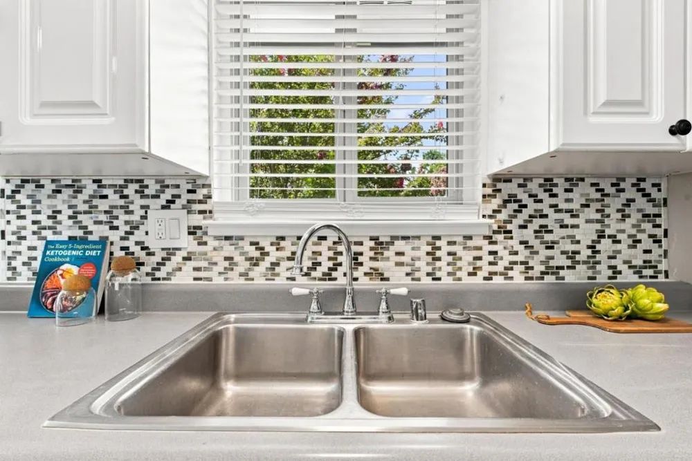 243 E Latimer Avenue #4 Campbell, CA 95008