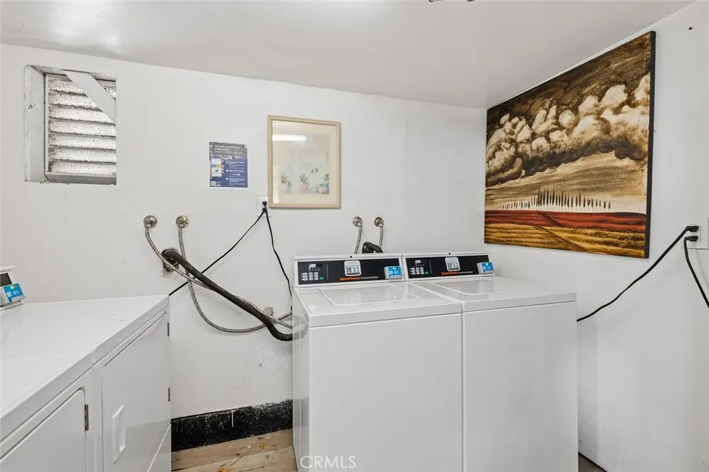 31584 Agoura Road #4 Westlake Village, CA 91361
