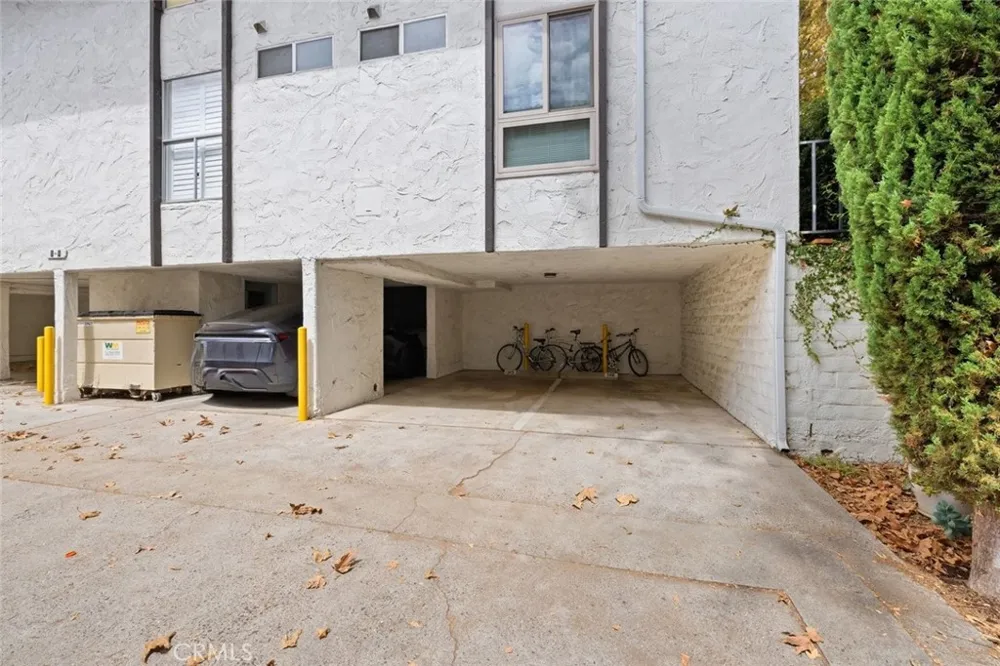 31584 Agoura Road #4 Westlake Village, CA 91361