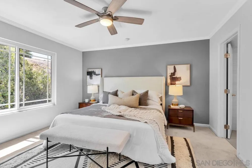 9885 Aldergrove Lane Spring Valley, CA 91977