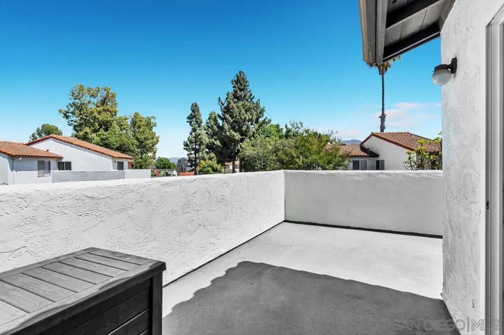9885 Aldergrove Lane Spring Valley, CA 91977
