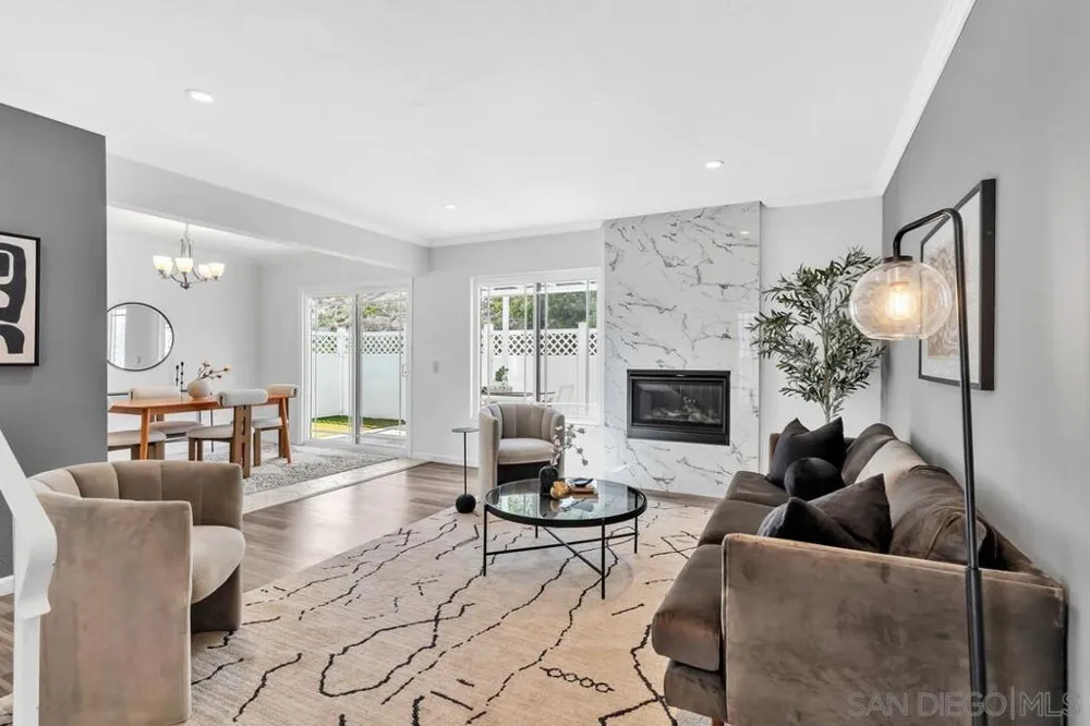 9885 Aldergrove Lane Spring Valley, CA 91977