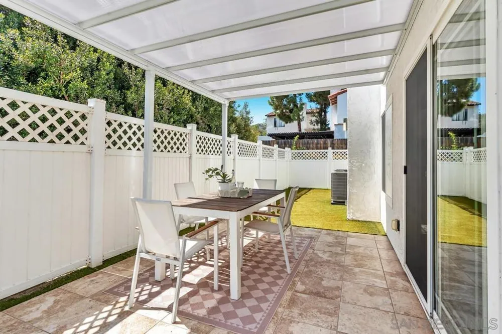 9885 Aldergrove Lane Spring Valley, CA 91977