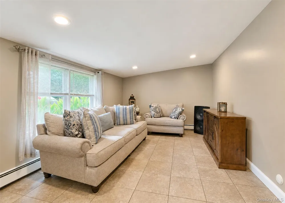 1028 Union Boulevard Bay Shore, NY 11706