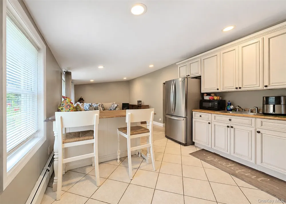 1028 Union Boulevard Bay Shore, NY 11706