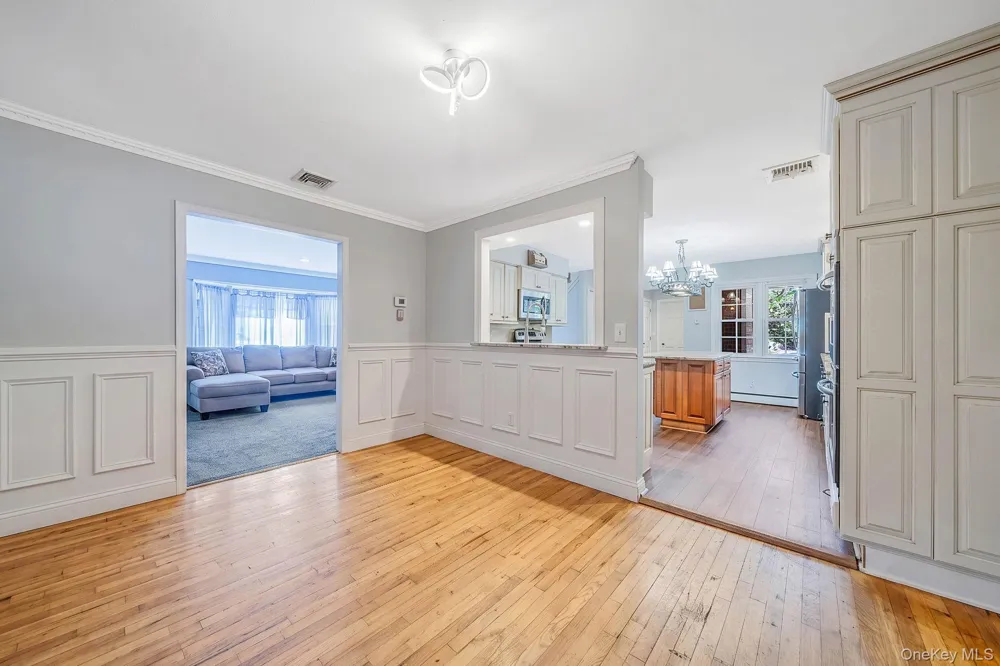 15 Jamar Lane Lake Ronkonkoma, NY 11779