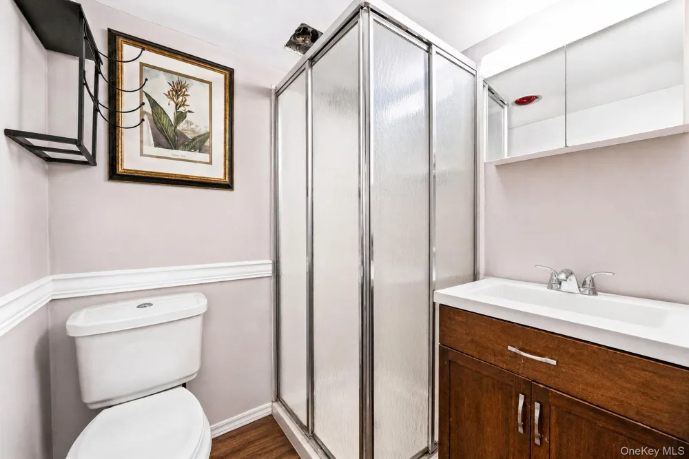 15 Jamar Lane Lake Ronkonkoma, NY 11779