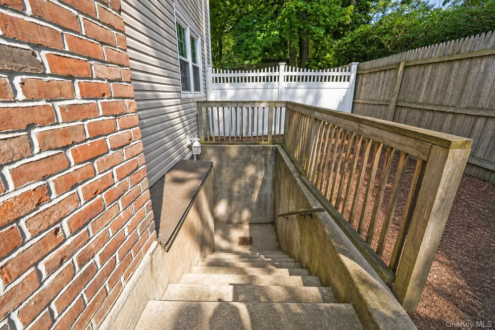 15 Jamar Lane Lake Ronkonkoma, NY 11779