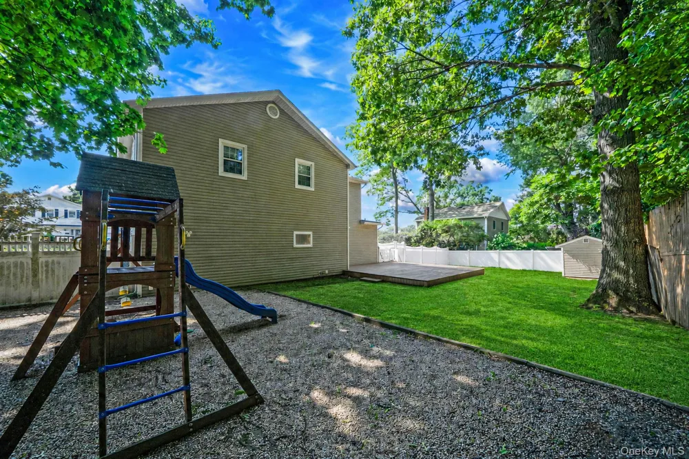 15 Jamar Lane Lake Ronkonkoma, NY 11779