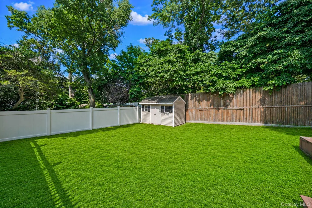 15 Jamar Lane Lake Ronkonkoma, NY 11779