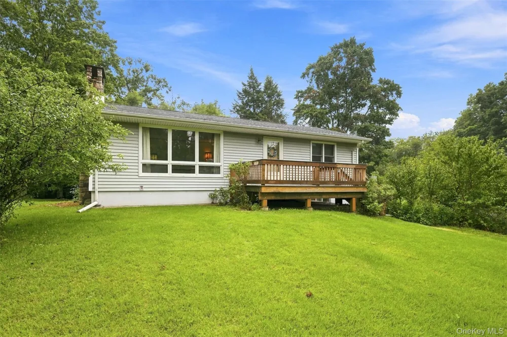 31 Red Barn Road Pine Bush, NY 12566