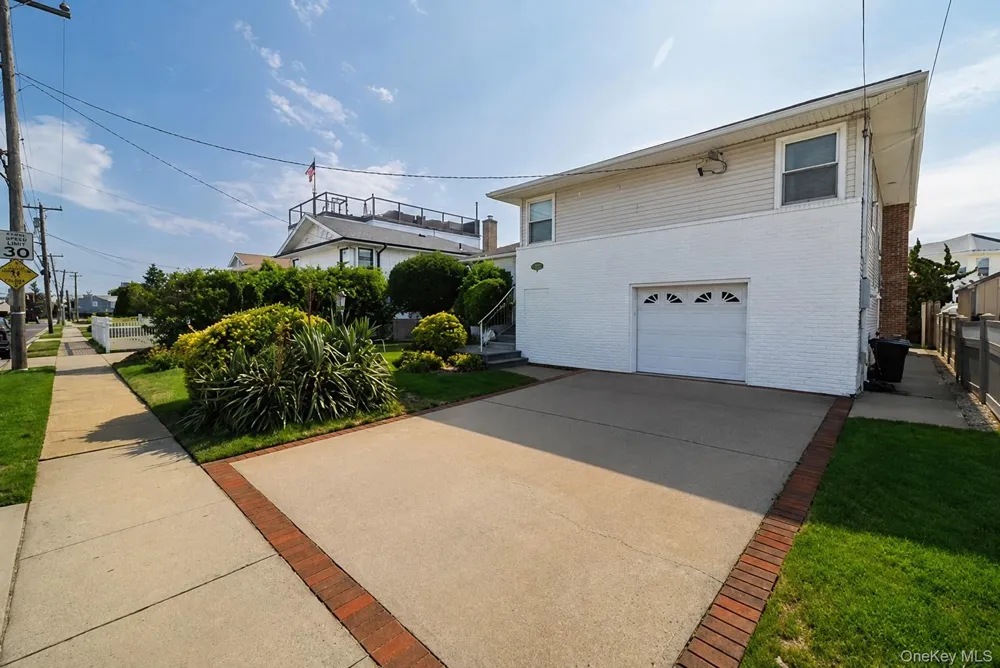 Address Not Shown Lido Beach, NY 11561