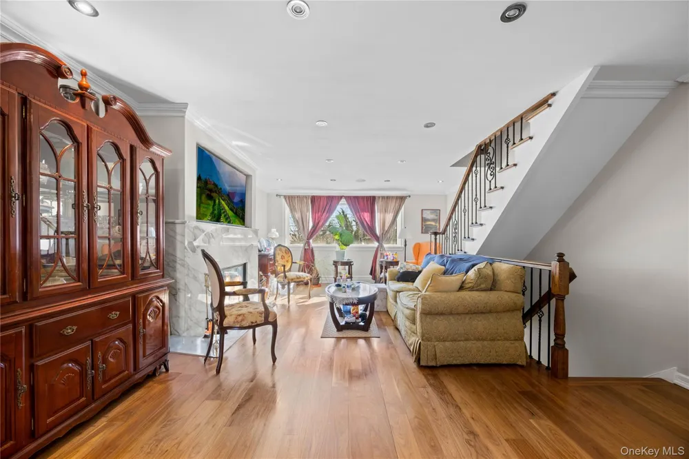 229 Ditmars Street Bronx, NY 10464