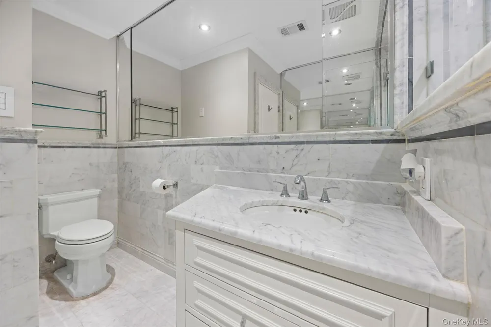 229 Ditmars Street Bronx, NY 10464
