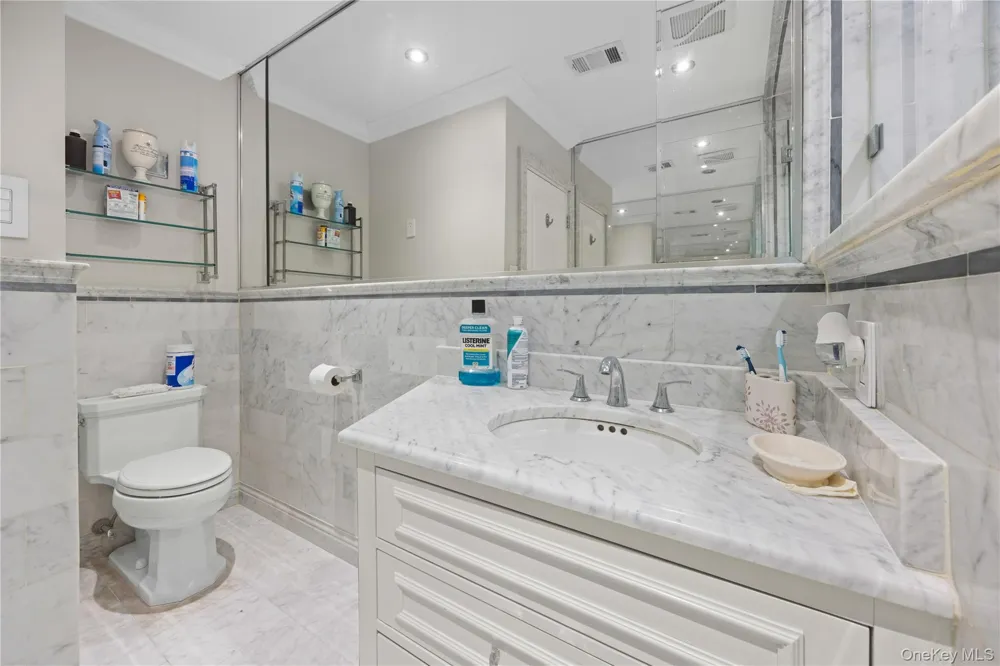 229 Ditmars Street Bronx, NY 10464