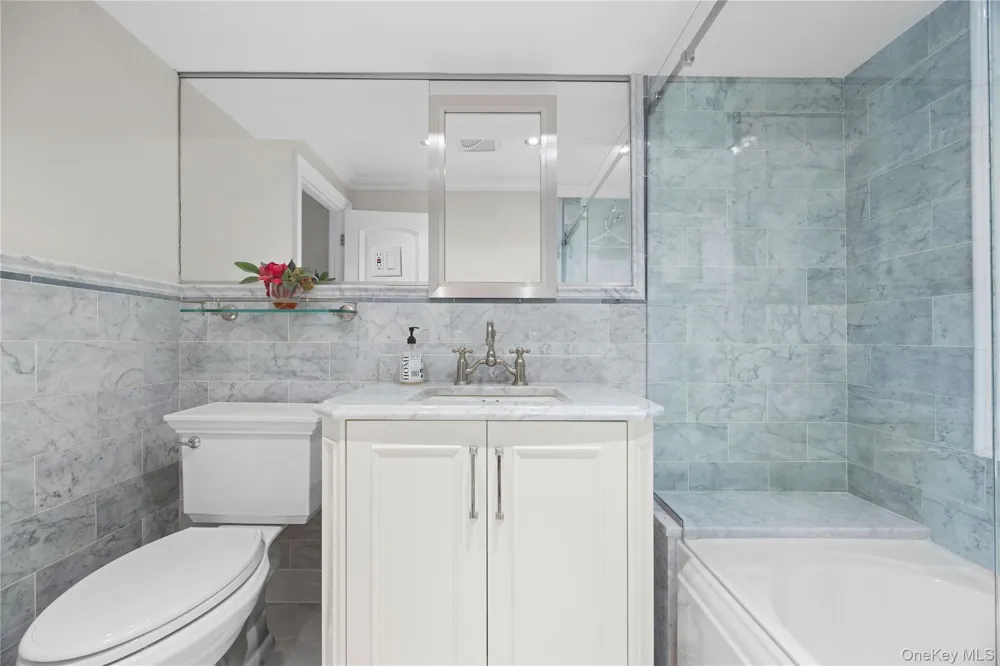 229 Ditmars Street Bronx, NY 10464