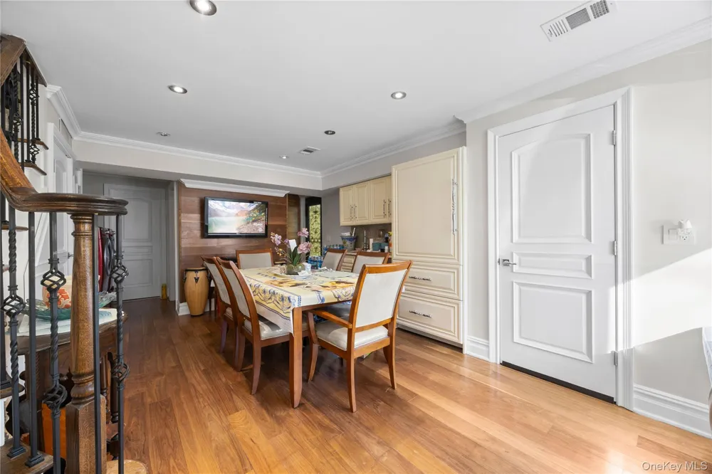 229 Ditmars Street Bronx, NY 10464