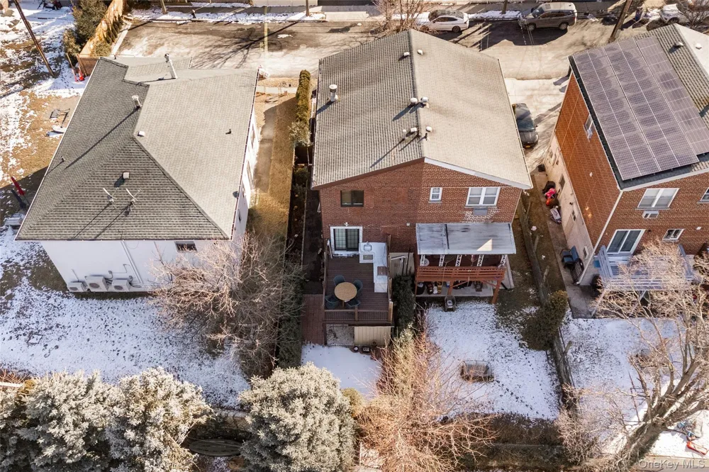 229 Ditmars Street Bronx, NY 10464