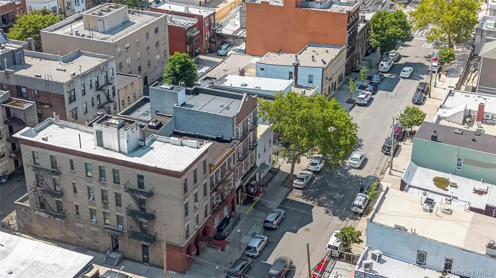 2476 Arthur Avenue Bronx, NY 10458