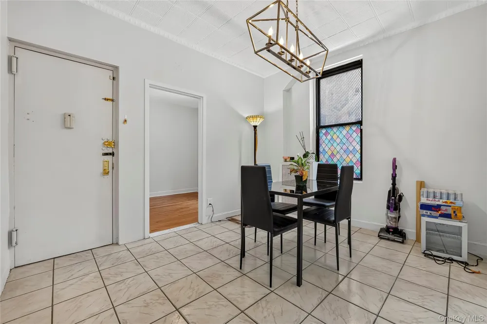 2476 Arthur Avenue Bronx, NY 10458