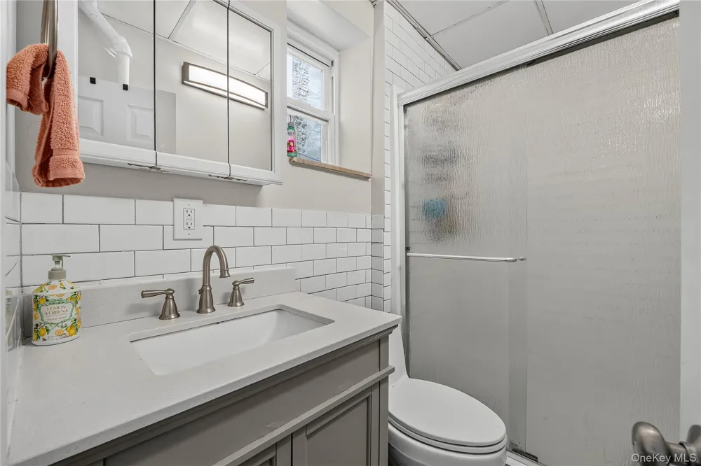 2476 Arthur Avenue Bronx, NY 10458