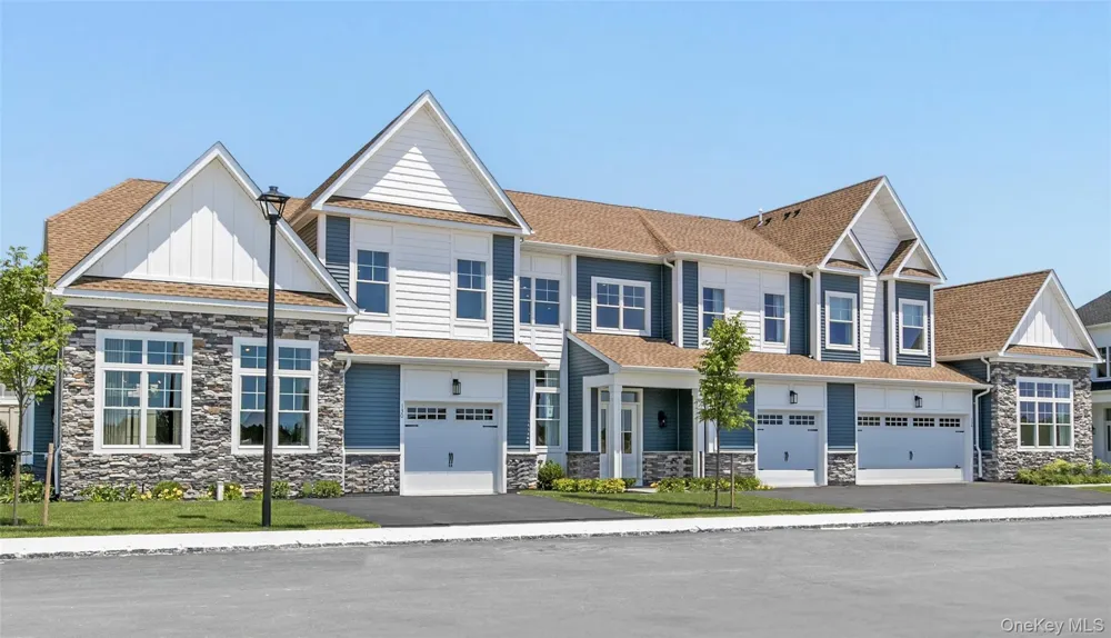 119 Mia Lane #76 Yaphank, NY 11980