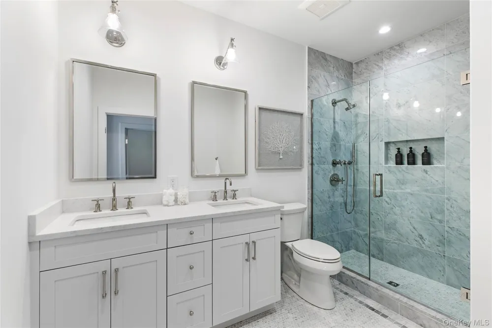 119 Mia Lane #76 Yaphank, NY 11980