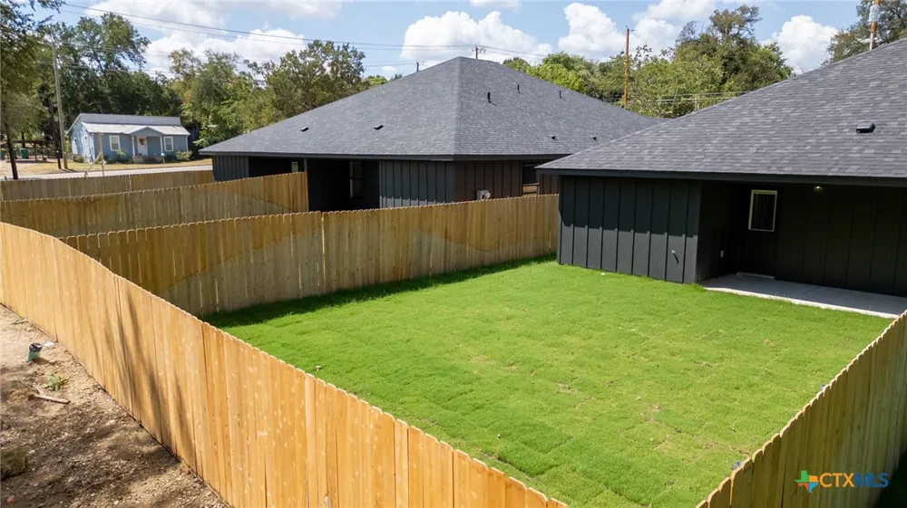 205 Boyles Street Belton, TX 76513