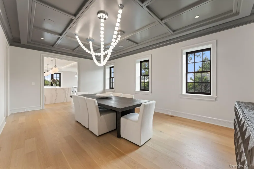 104 Premium Point Mamaroneck, NY 10801