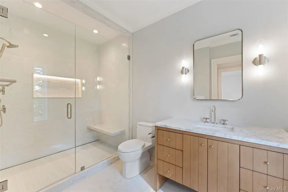 104 Premium Point Mamaroneck, NY 10801