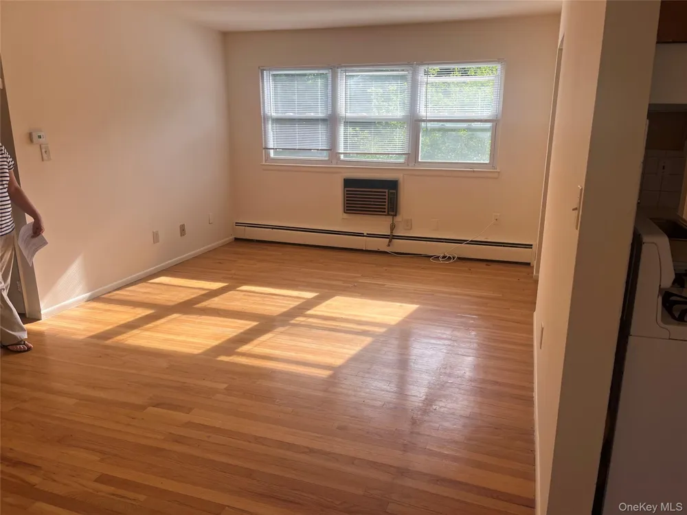 97B Middletown Road #97B Pearl River, NY 10965